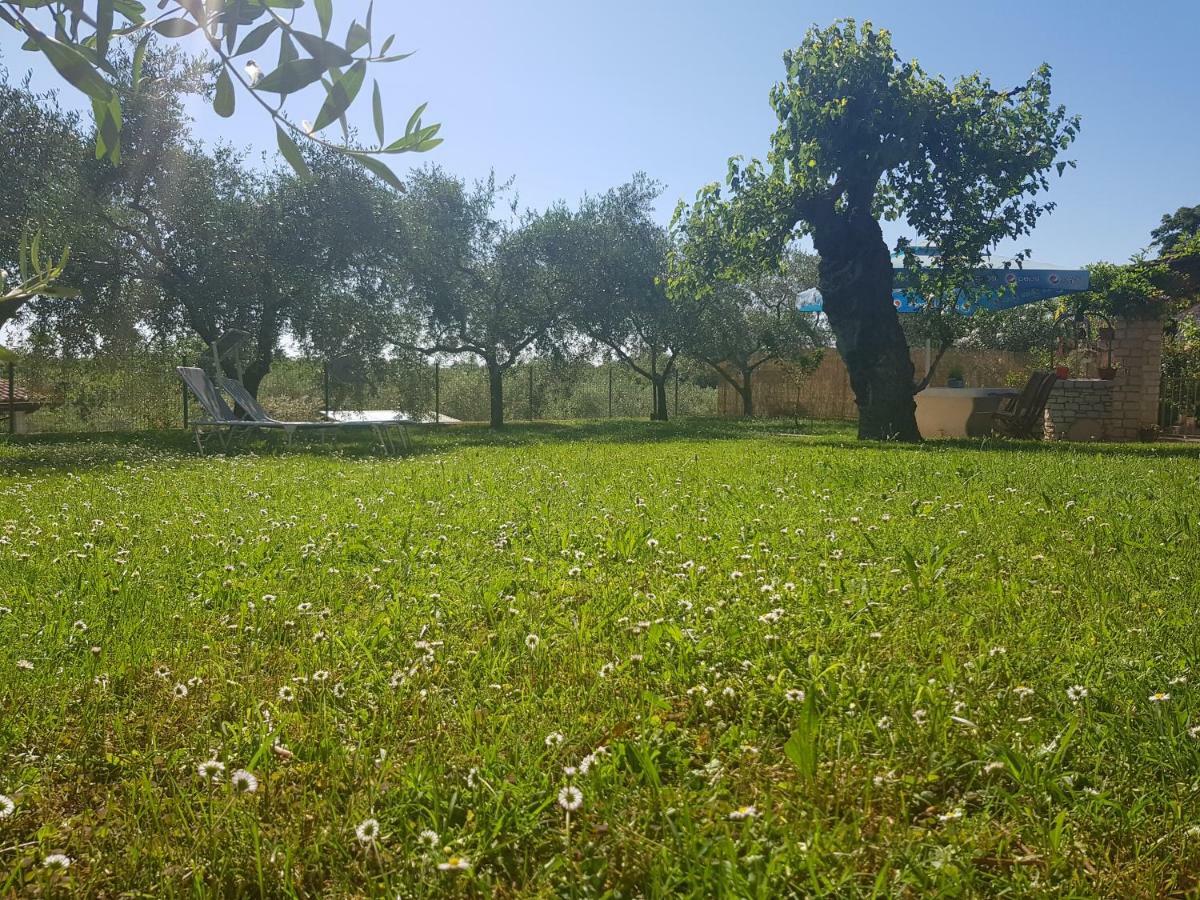 Вилла Casa Istria Буйе Экстерьер фото
